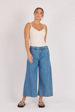 Load image into Gallery viewer, Wide Leg Crop Jeans - Blue Stripe
