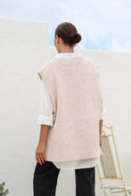 Load image into Gallery viewer, Jak Vest Shirt - Light Pink
