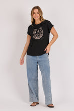 Load image into Gallery viewer, Lucky Horseshoe Graphic Tee - Black
