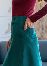 Load image into Gallery viewer, Belt Loop Corduroy Skirt Everglade
