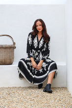 Load image into Gallery viewer, Filagree Border Tie Shirt Dress
