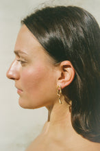 Load image into Gallery viewer, Luma Statement Earrings- Gold
